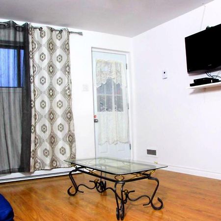 Private Comfy Apartment In Μόντρεαλ Εξωτερικό φωτογραφία
